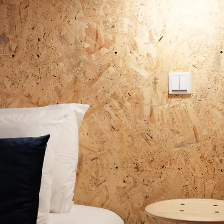 Friendly Border Design Apartman